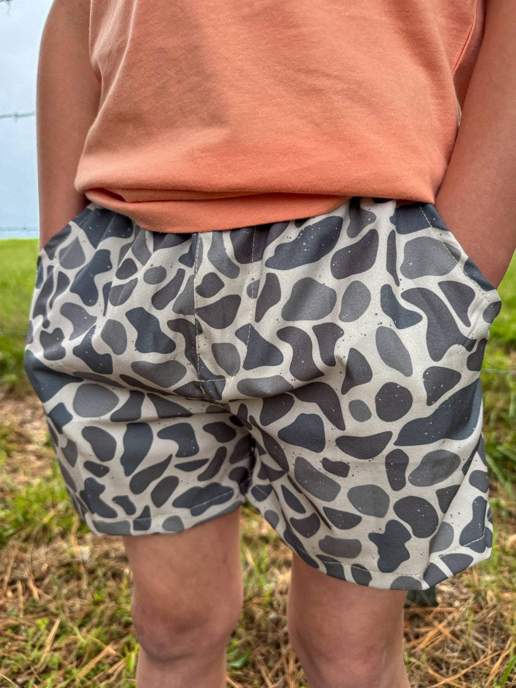 CAMO PERFORMANCE SHORTS